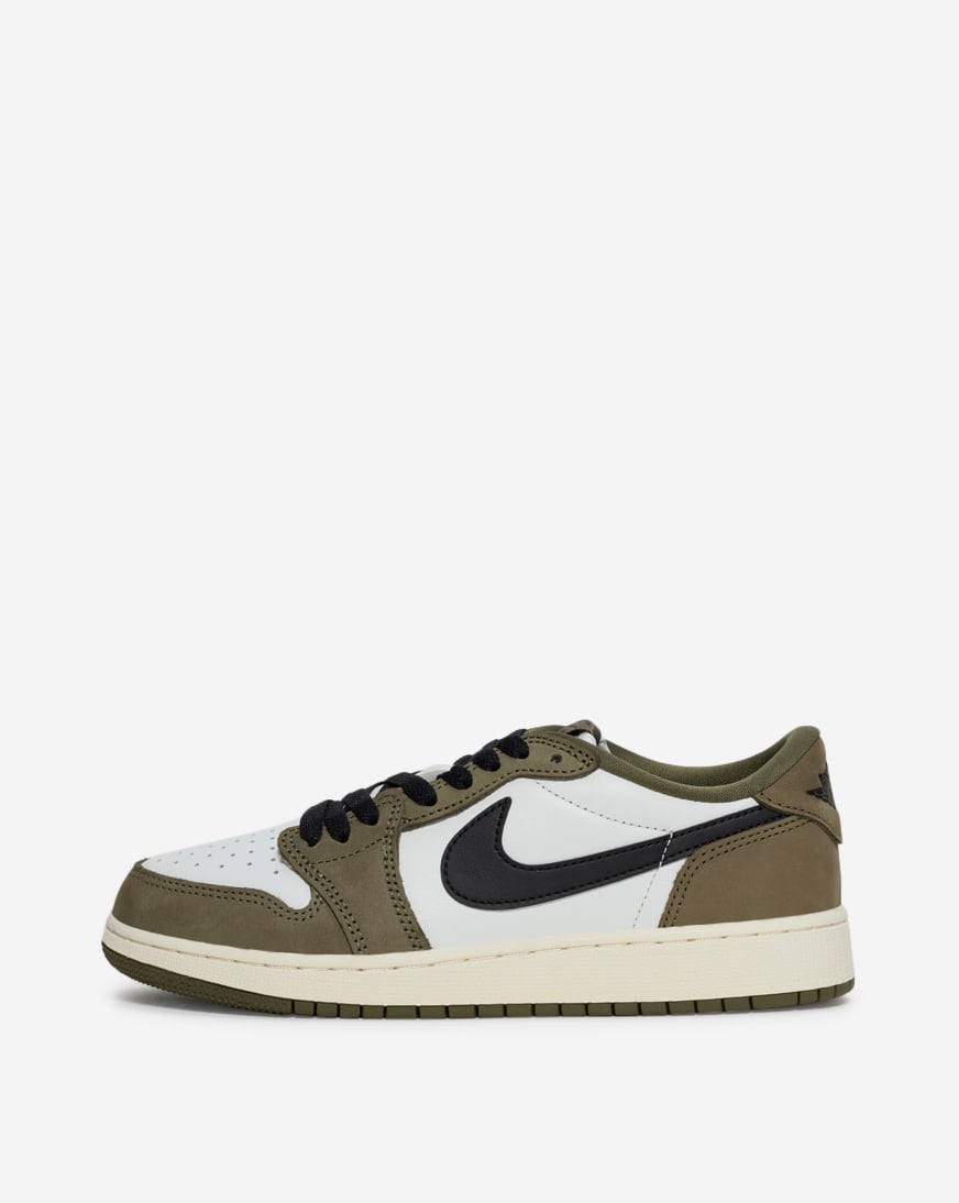 Big Kids' Air Jordan 1 Retro Low