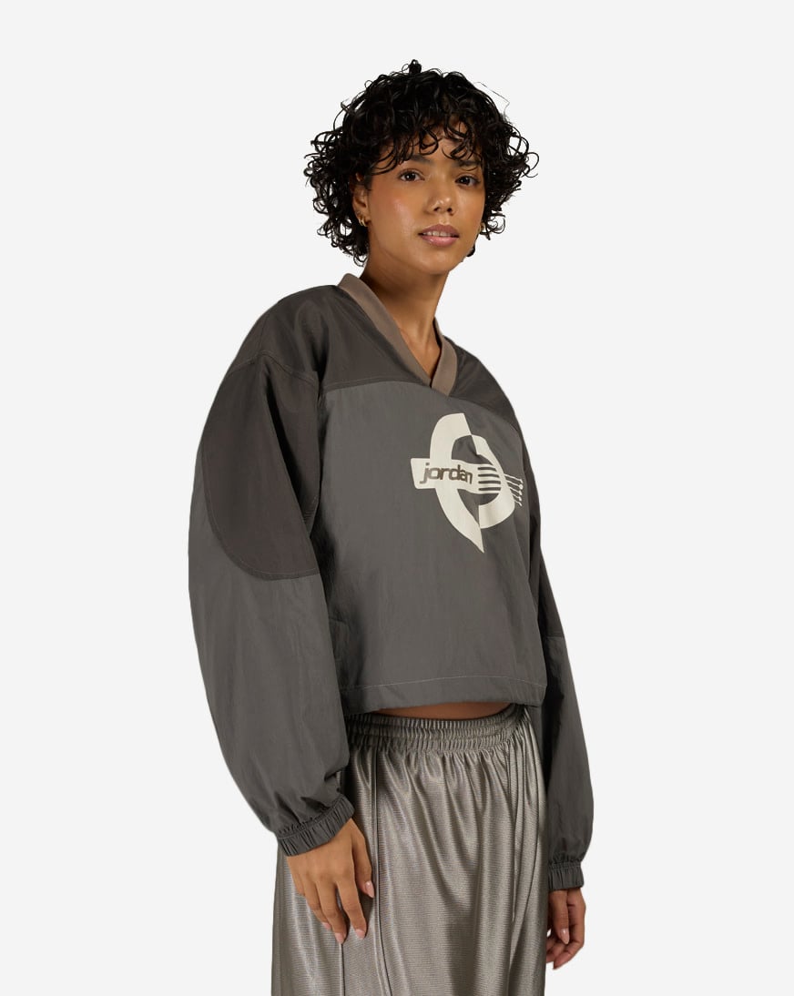 Brooklyn Woven Long-Sleeve Graphic Pullover