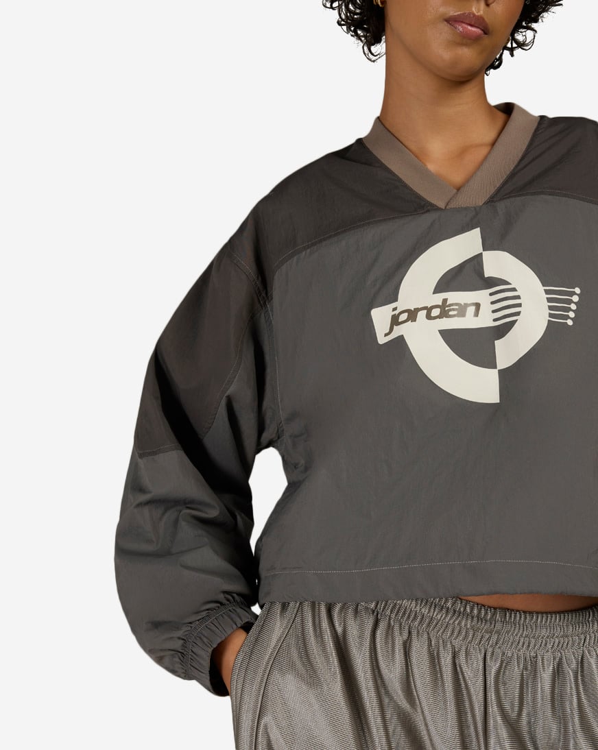 Brooklyn Woven Long-Sleeve Graphic Pullover