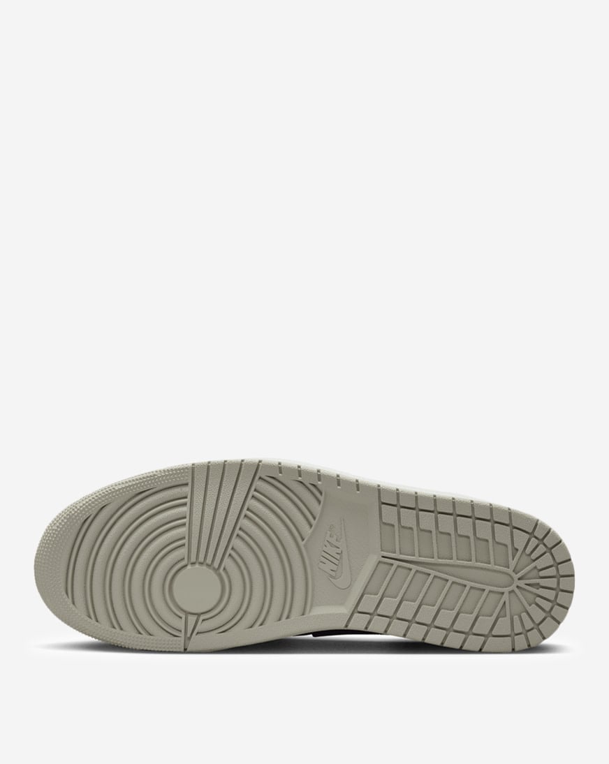 Air Jordan 1 Retro Low