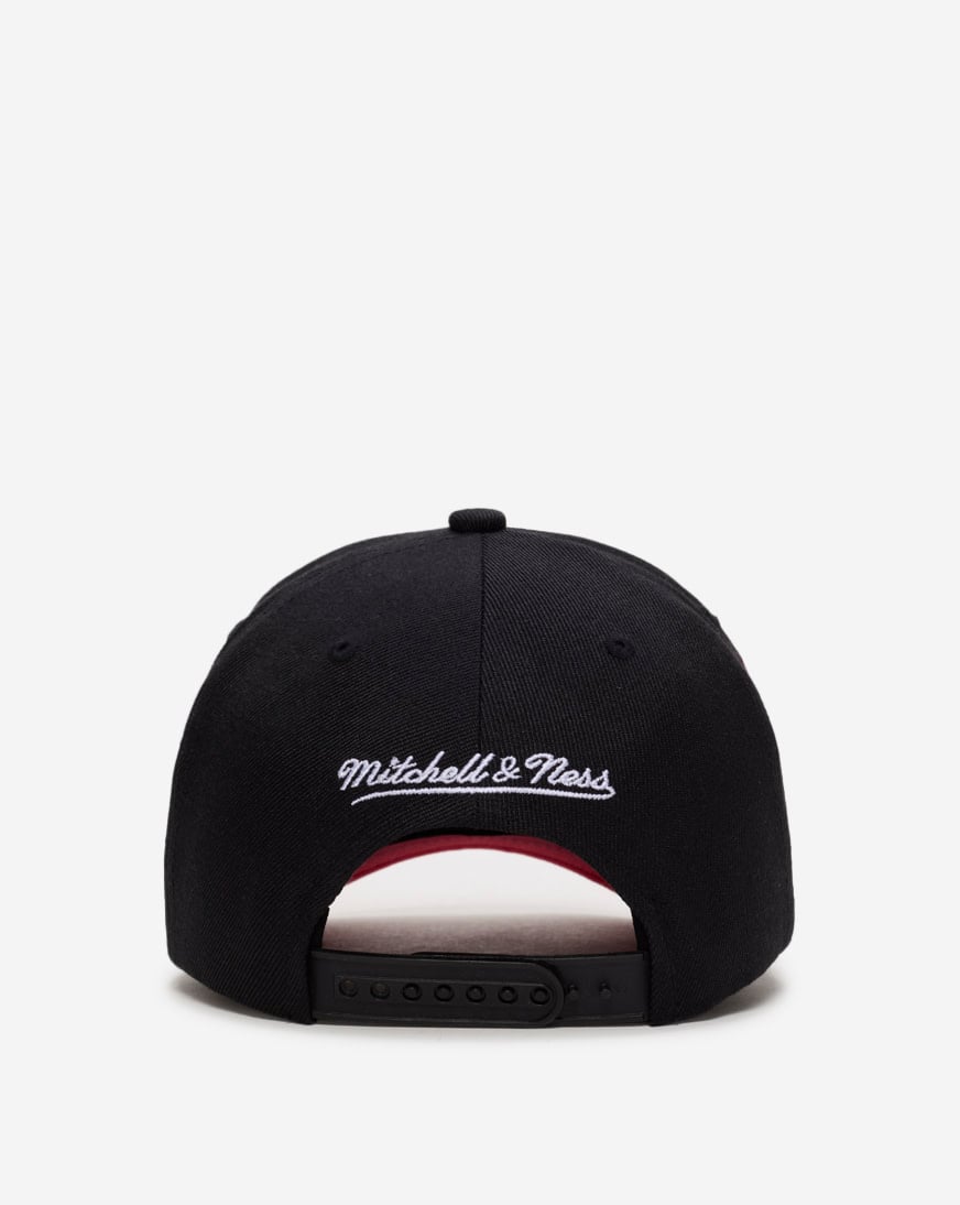 Chicago Bulls Hyper Type Pro Crown Snapback Hat