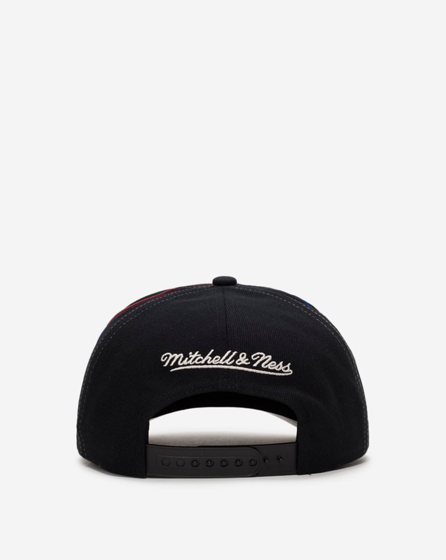 Chicago Bulls Pro Pinch Swirl Snapback Hat