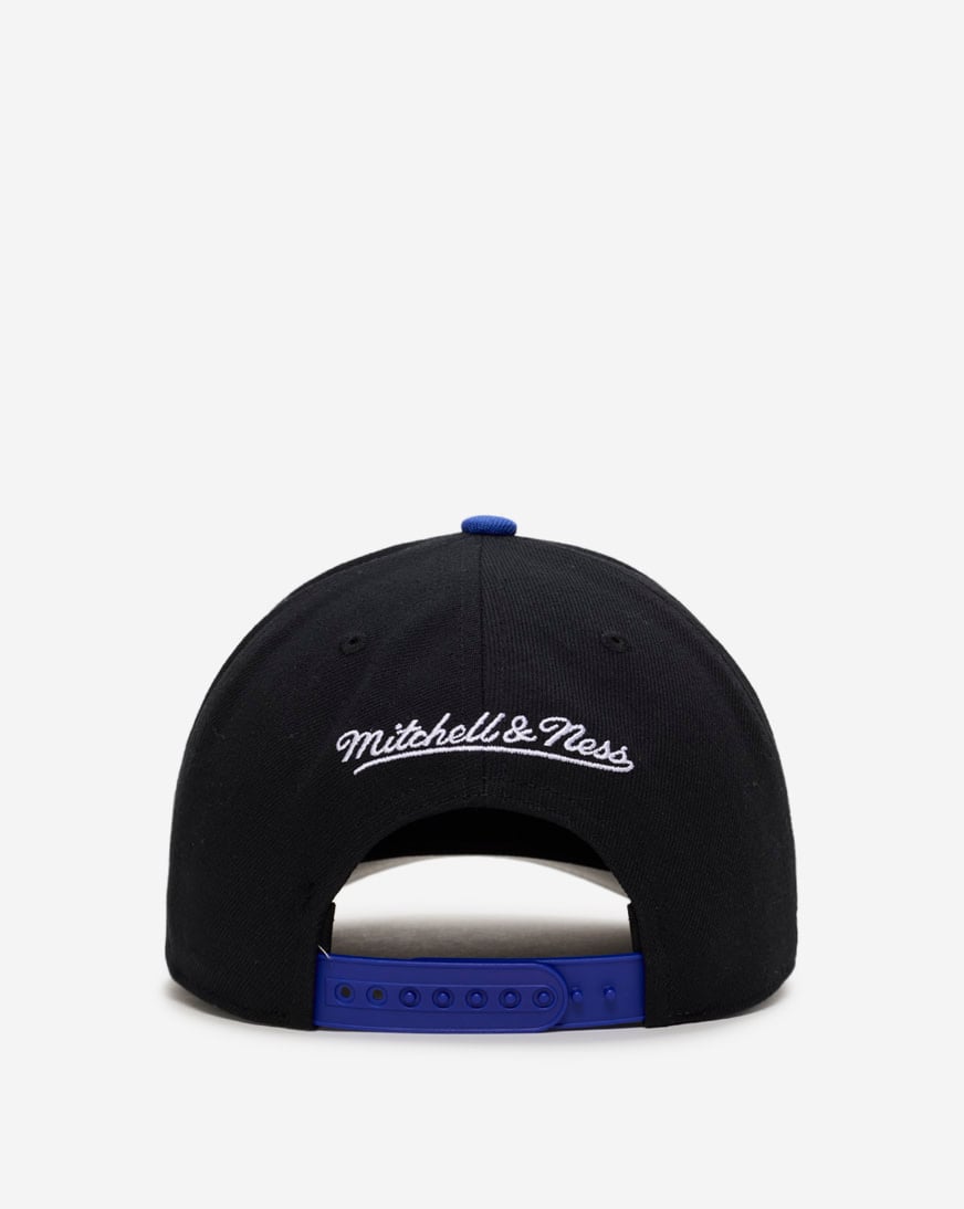 New York Knicks Pro Crown Championship Snapback Hat