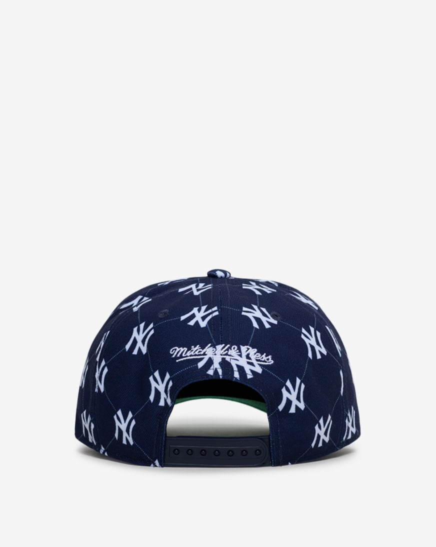 New York Yankees Pro Pinch Step N Repeat Snapback Hat