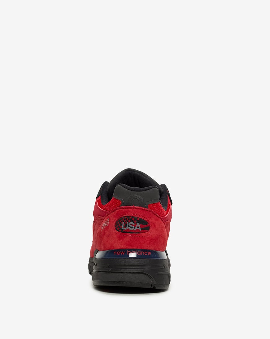 993