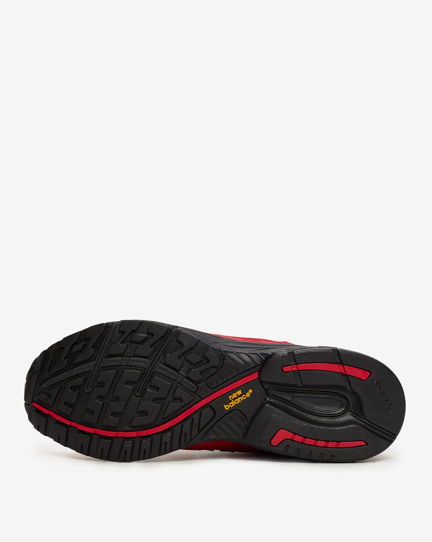 993