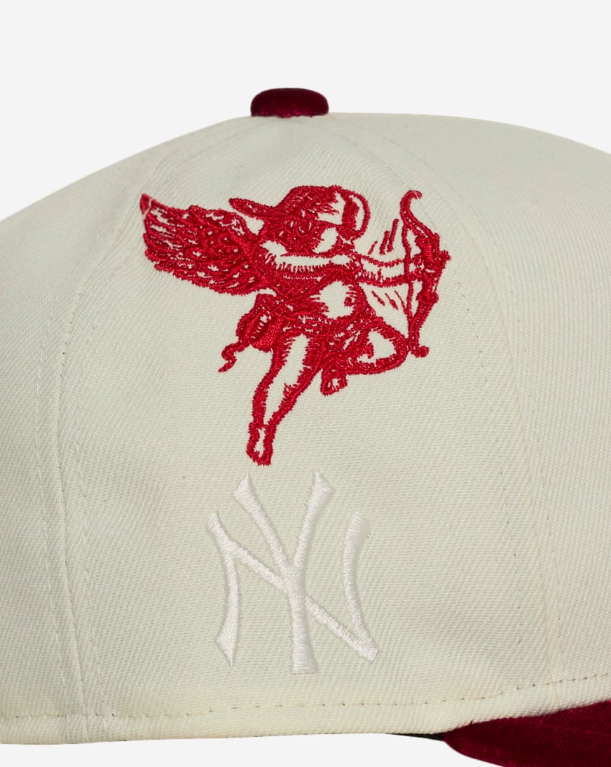 59Fifty New York Yankees V-Day Fitted Hat