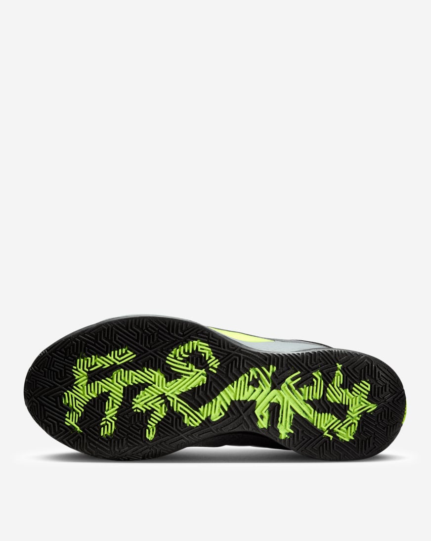 Zoom Freak 6
