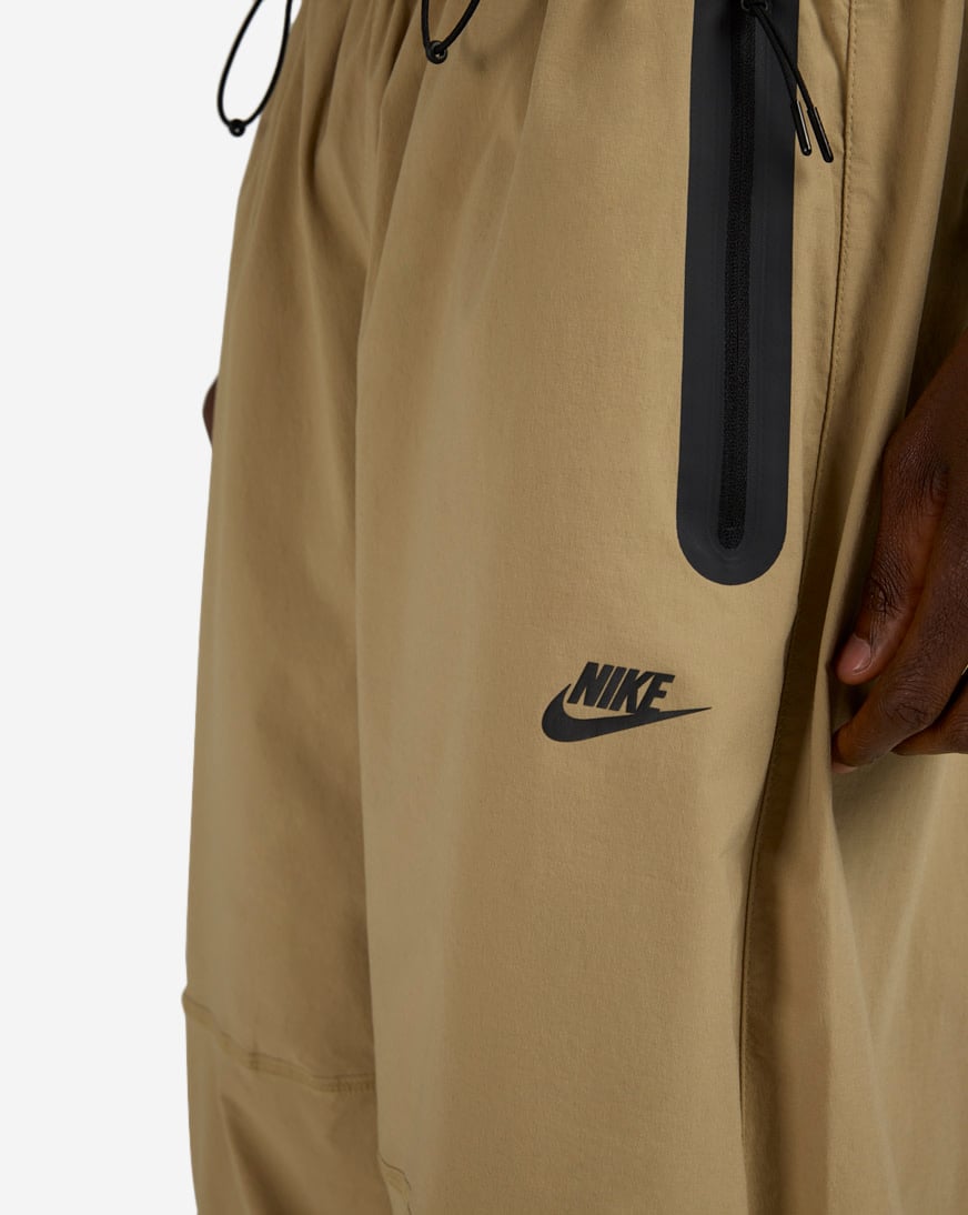 Tech Dri-FIT Woven Color-Block Oversized Pants