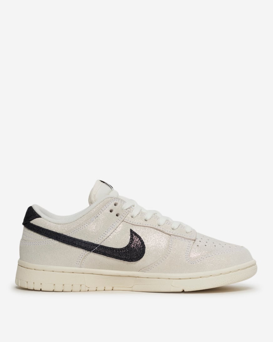 Dunk Low SE