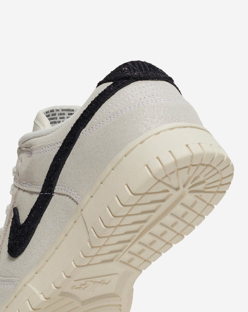 Dunk Low SE