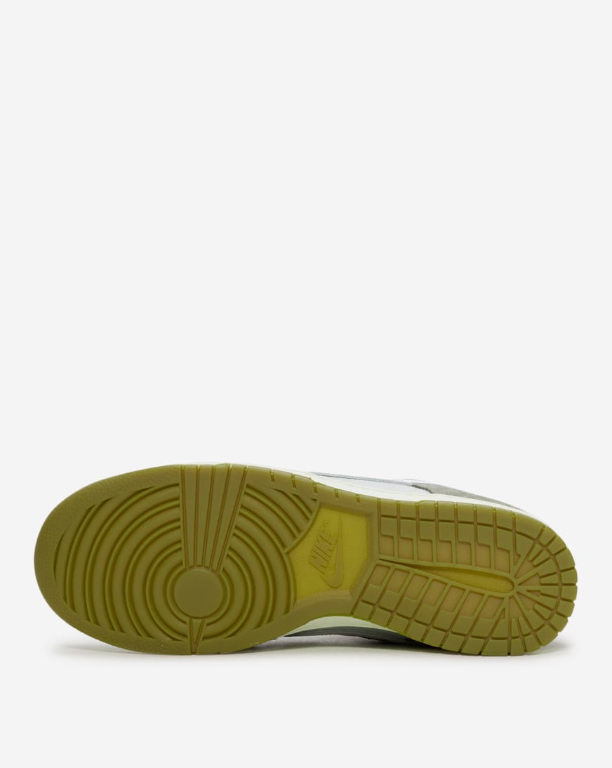 Dunk Low Retro SE