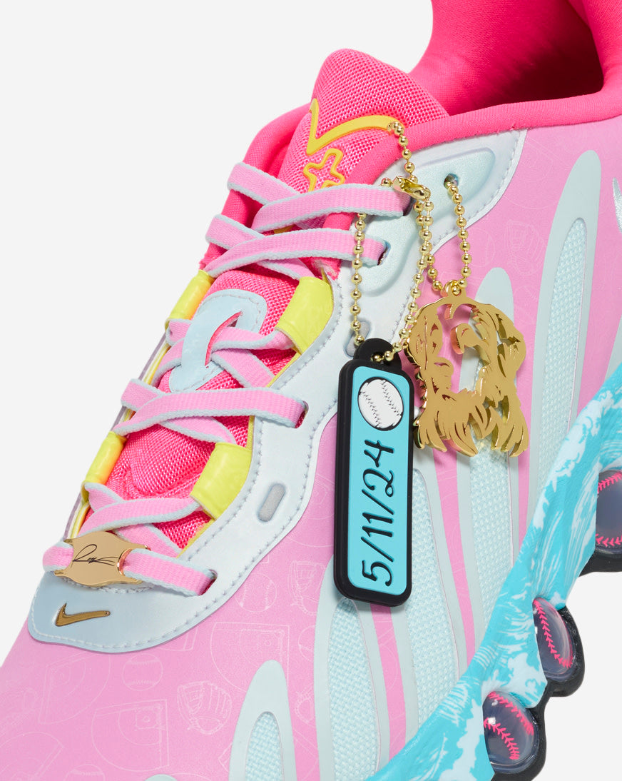 Air Max Dn8 x Doernbecher Freestyle "Reagan"