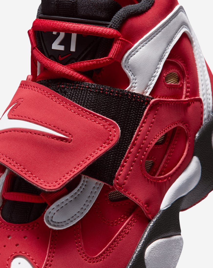 Big Kids' Air Diamond Turf II