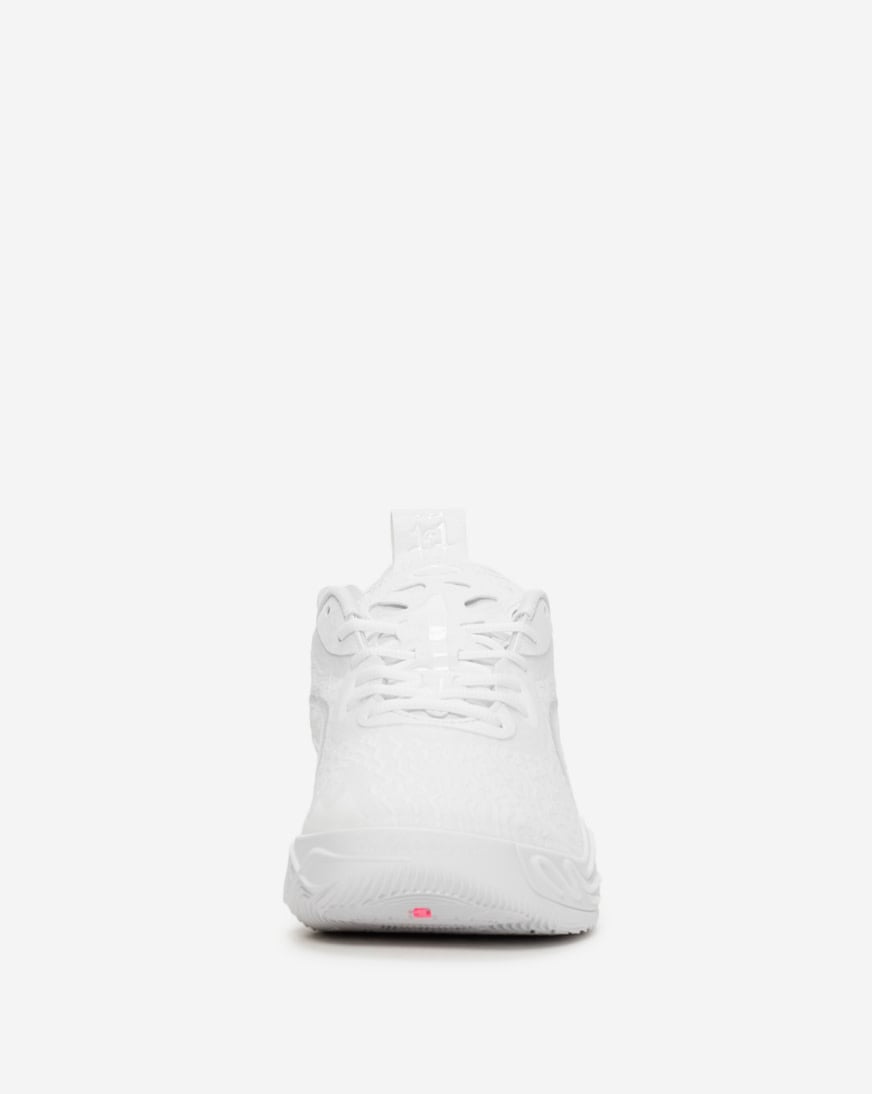 MB.04 Ice White